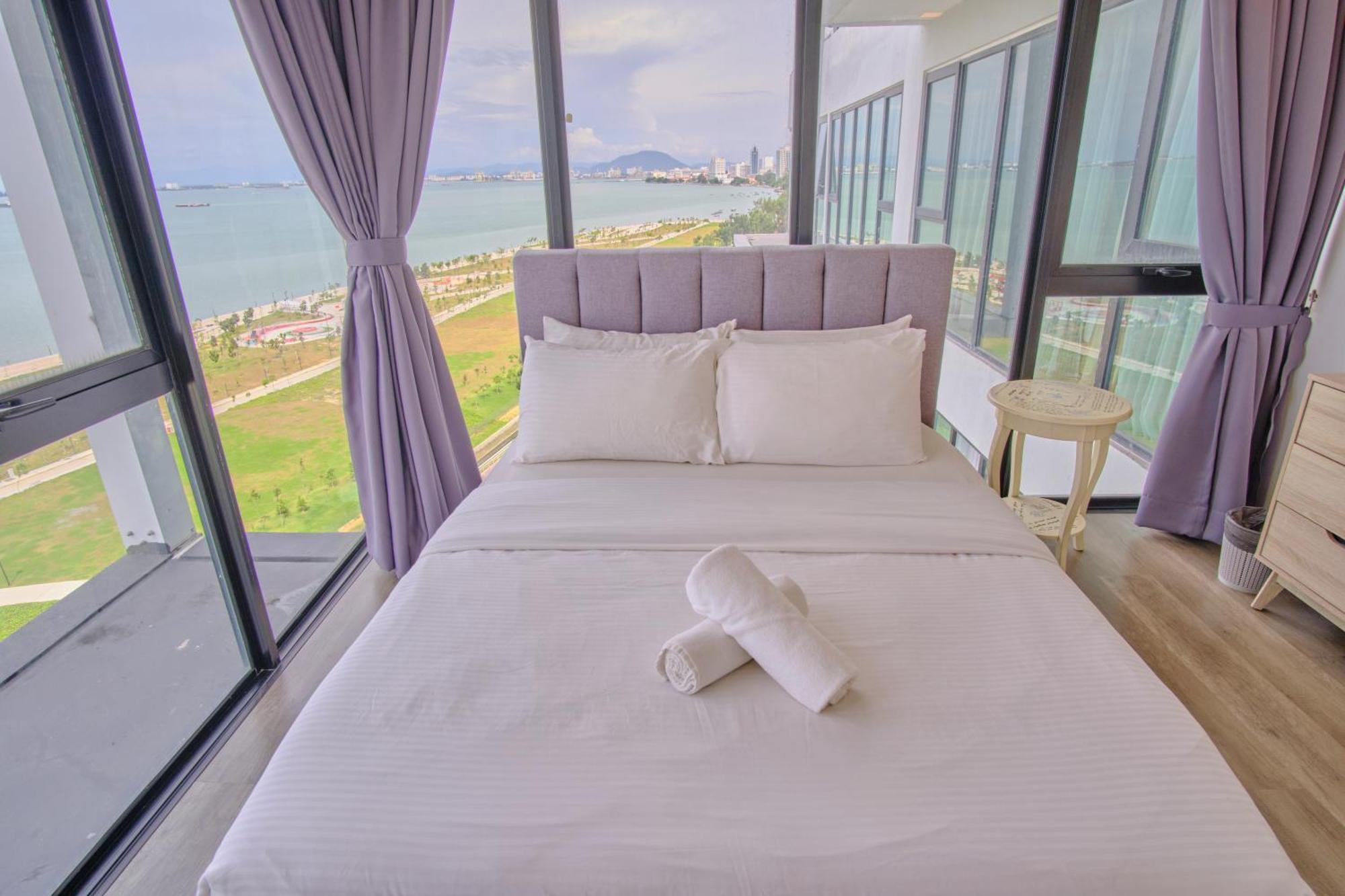 Sunrise Gurney Apartment Джордж Таун Екстериор снимка