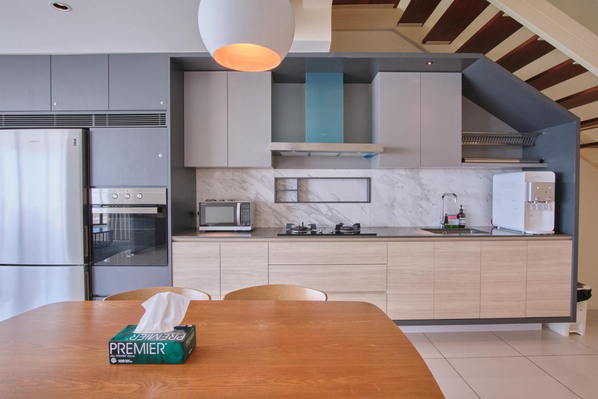 Sunrise Gurney Apartment Джордж Таун Екстериор снимка